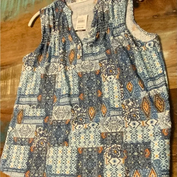 🌸🌸 Cure Blue Patterned Women's Top - Picture 2 of 3